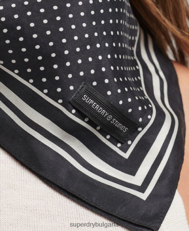 Superdry аксесоари N00H4212 черен Жени щампован квадратен копринен шал