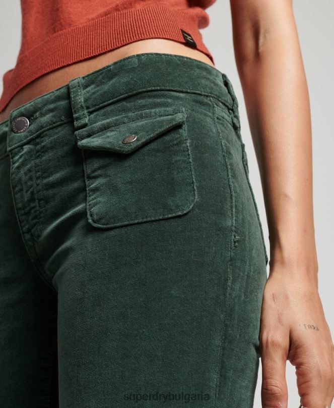Superdry облекло N00H2597 зелено Жени кадифени дънки с ниска талия