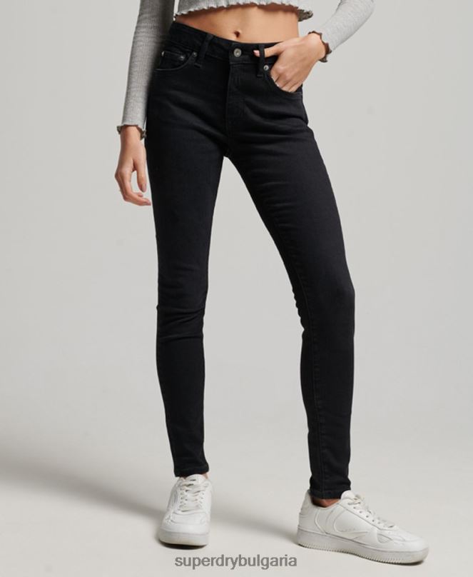 Superdry облекло N00H3882 черен Жени тесни дънки със средна височина от органичен памук