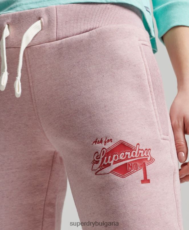Superdry облекло N00H6577 розово Жени студентски джогинг стил на винтидж сценарий