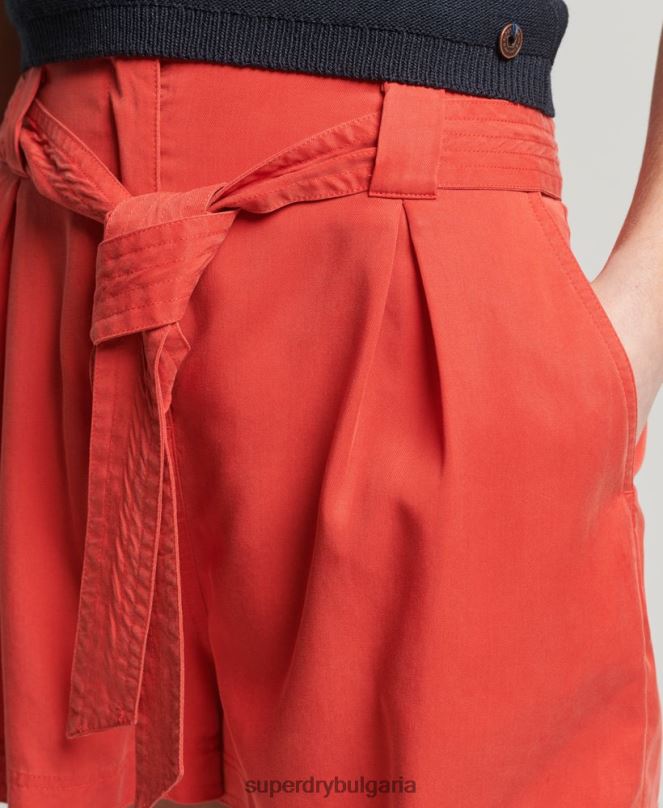 Superdry облекло N00H3138 червен Жени шорти paperbag