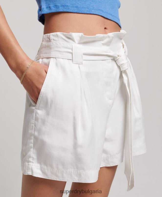 Superdry облекло N00H3168 бяло Жени шорти paperbag