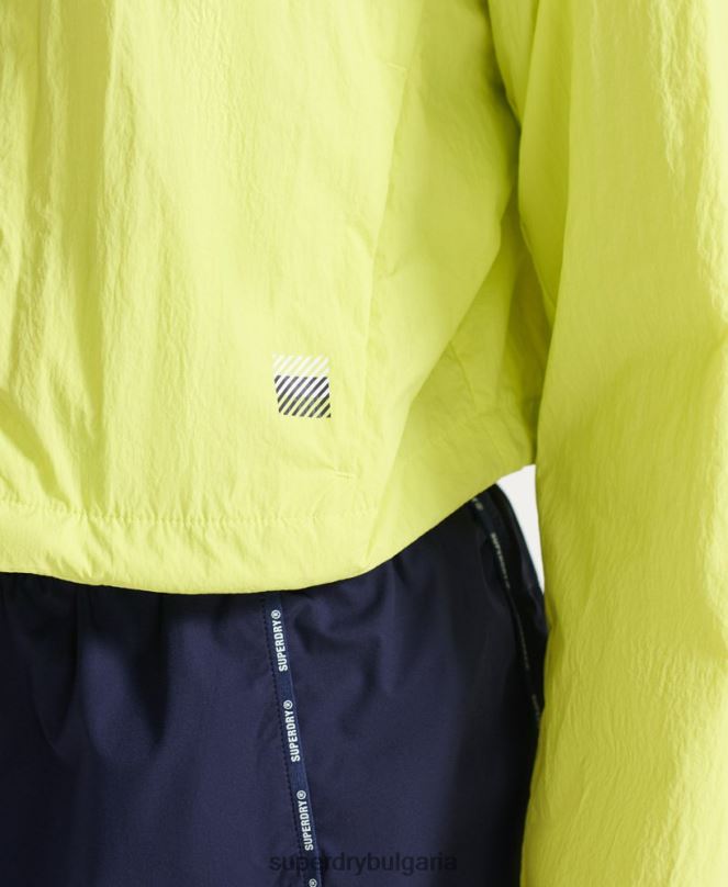 Superdry облекло N00H5544 жълто Жени изрязано устойчиво на атмосферни влияния палто