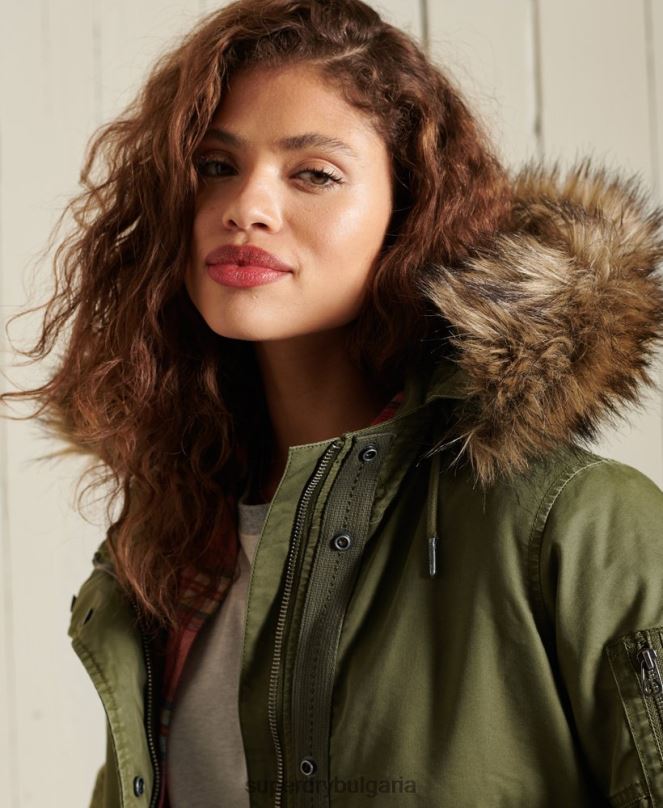 Superdry облекло N00H5568 каки Жени военно палто парка с рибена опашка