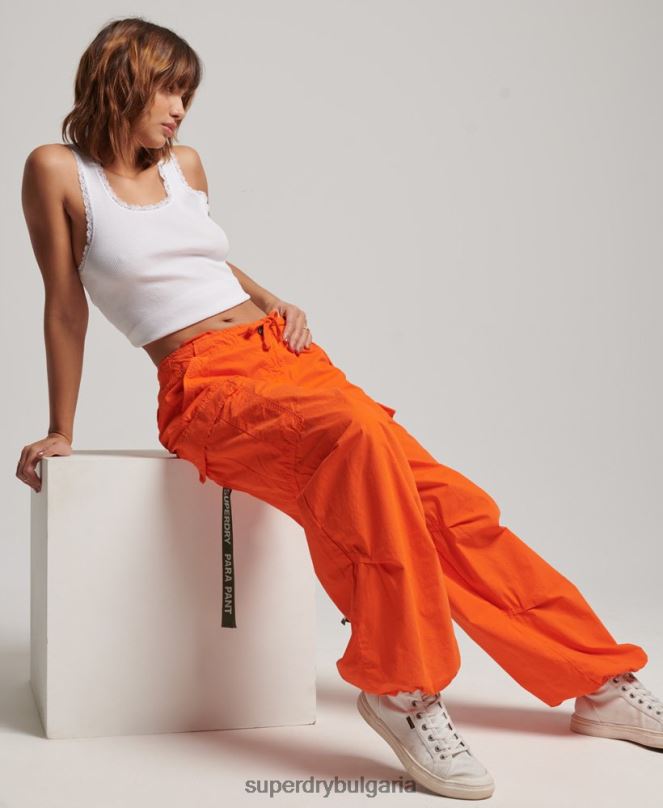 Superdry облекло N00H1973 оранжево Жени широки парашутни панталони