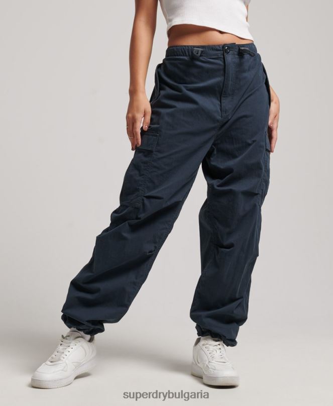 Superdry облекло N00H2563 военноморски флот Жени панталони с парашутен захват