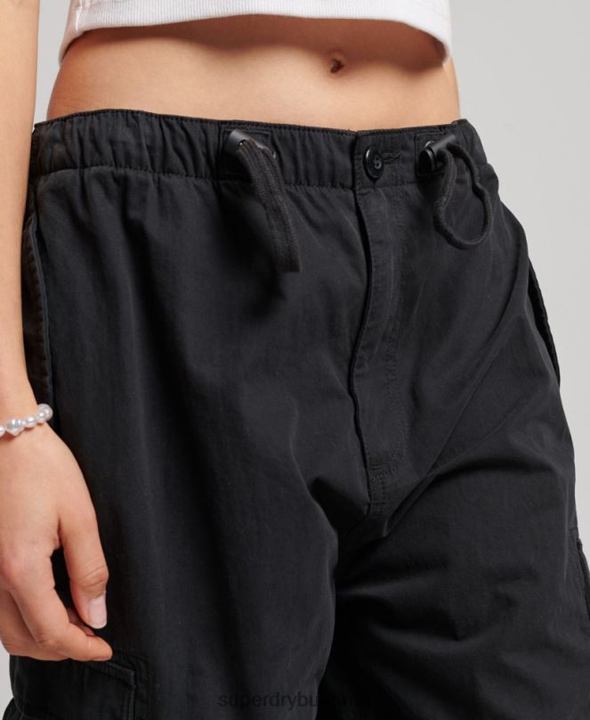 Superdry облекло N00H2567 черен Жени панталони с парашутен захват