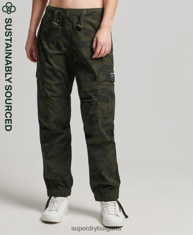 Superdry облекло N00H2584 зелено Жени панталони за парашут от органичен памук