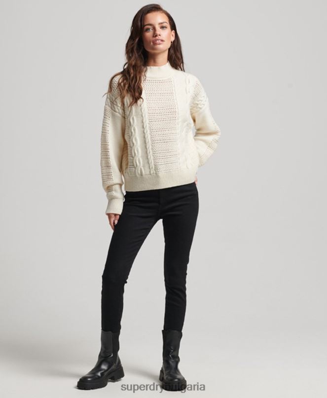 Superdry облекло N00H6535 бяло Жени трикотажен джъмпер с кръгло деколте