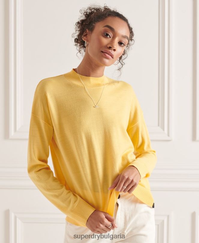 Superdry облекло N00H6650 жълто Жени мериносов фалшив пуловер с деколте