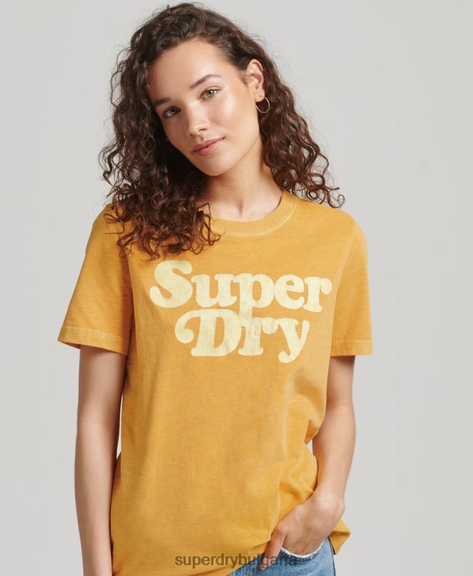 Superdry облекло N00H6219 злато Жени тениска с лого на Cooper Classic от 70-те