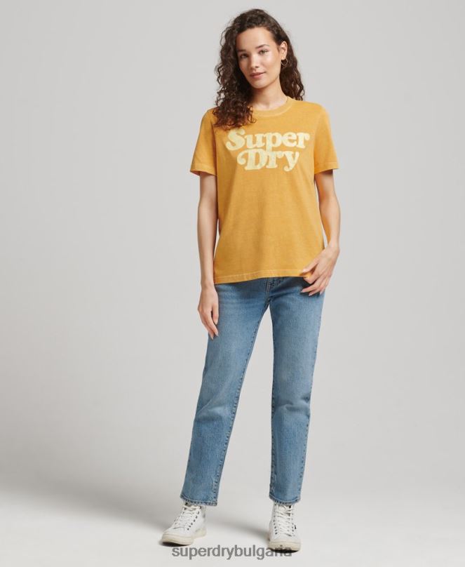 Superdry облекло N00H6219 злато Жени тениска с лого на Cooper Classic от 70-те