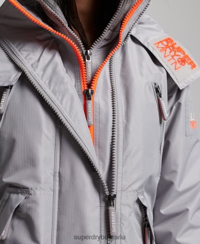 Superdry облекло N00H3533 светло сив Жени планинско яке с ветровка