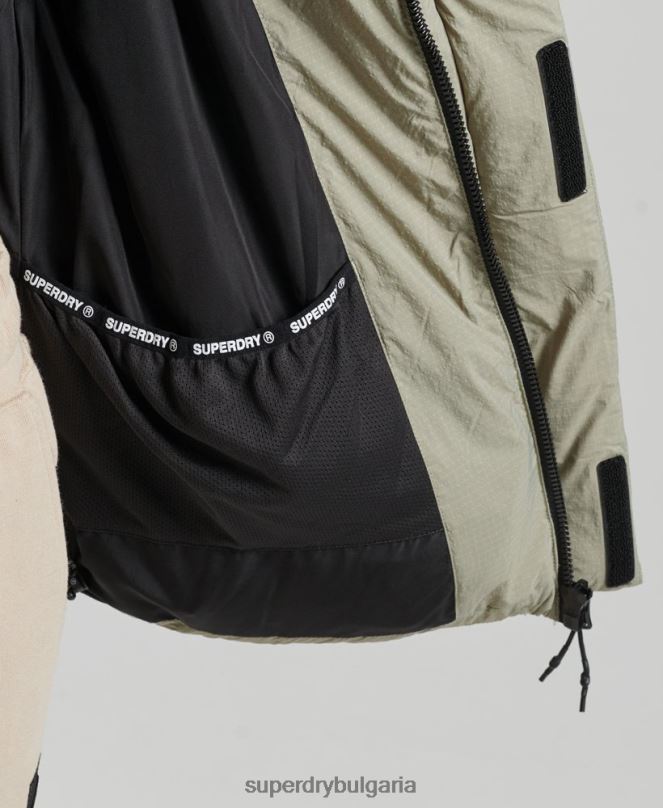 Superdry облекло N00H3574 зелено Жени пухено яке с рипстоп с качулка