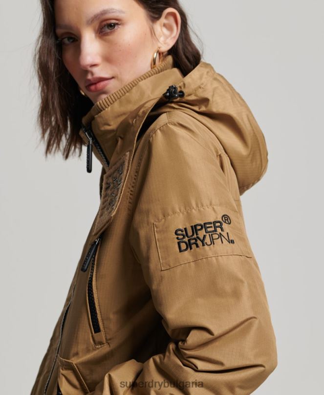 Superdry облекло N00H3618 кафяво Жени планинско яке с ветровка