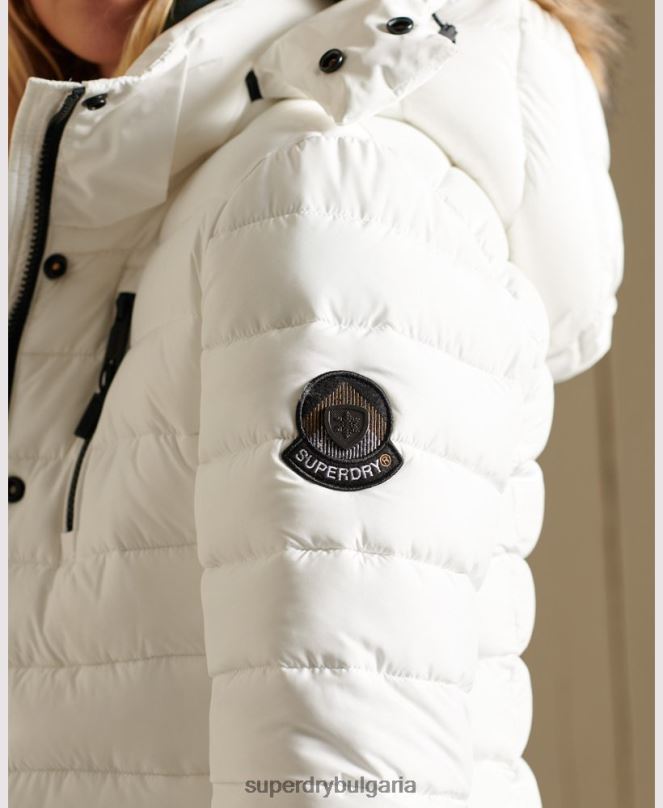 Superdry облекло N00H3652 бяло Жени класическо фуджи яке от изкуствена кожа