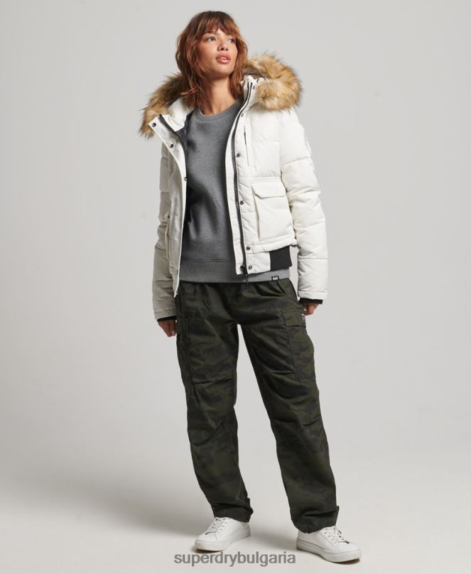 Superdry облекло N00H3768 сметана Жени бомбър яке Everest