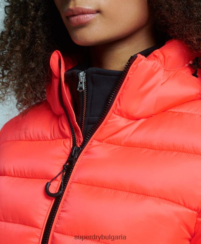 Superdry облекло N00H3790 корал Жени класическо пухено яке с качулка