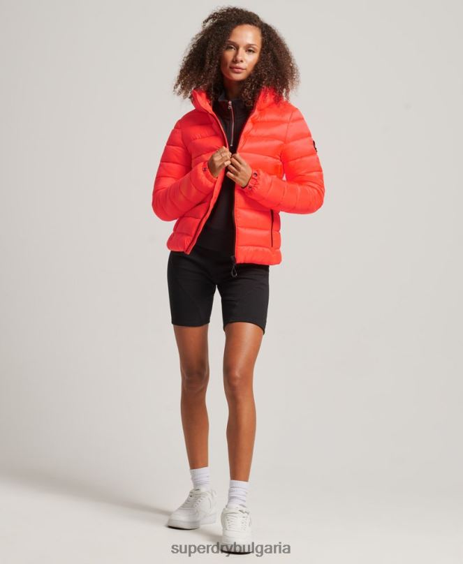 Superdry облекло N00H3790 корал Жени класическо пухено яке с качулка
