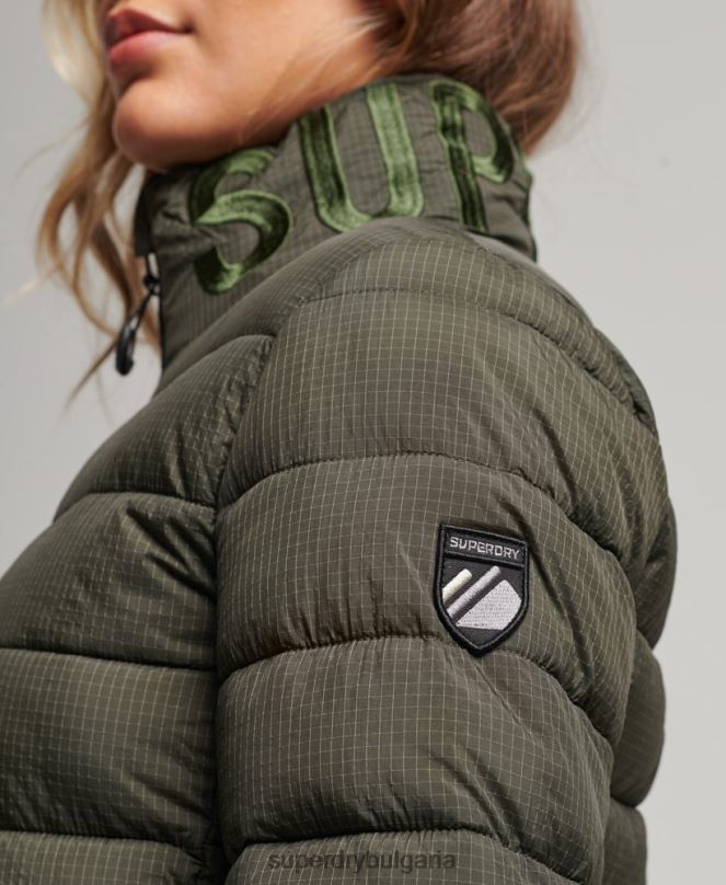 Superdry облекло N00H5437 зелено Жени яке с класическо лого
