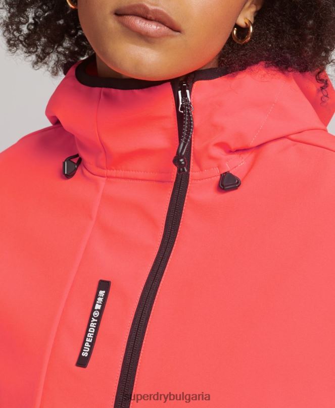 Superdry облекло N00H5499 корал Жени технологично яке софтшел