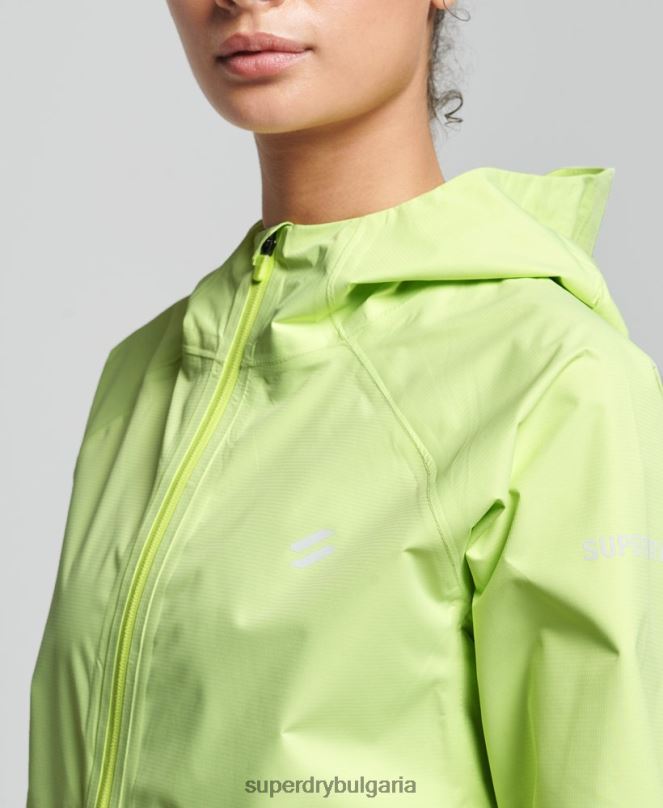 Superdry облекло N00H5500 жълто Жени водоустойчиво яке