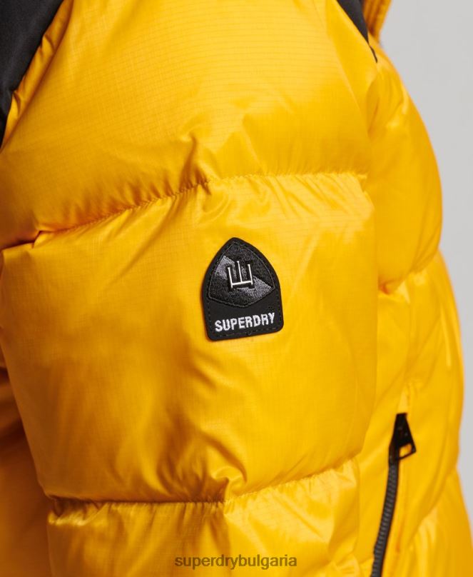 Superdry облекло N00H5511 жълто Жени спортно кодово яке с пуф