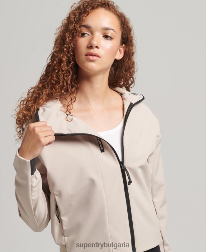 Superdry облекло N00H5521 бежово Жени технологично яке софтшел
