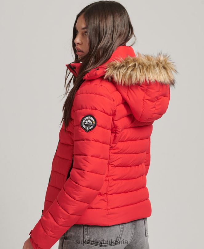 Superdry облекло N00H5571 червен Жени късо пухено яке с качулка от изкуствена кожа