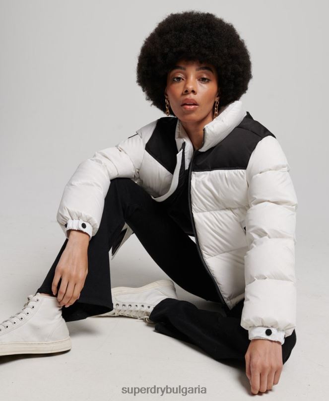 Superdry облекло N00H5579 бяло Жени спортно кодово яке с пуф