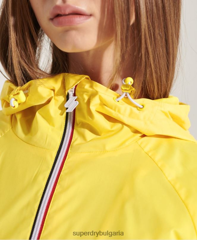 Superdry облекло N00H5637 жълто Жени кодово спортно леко яке