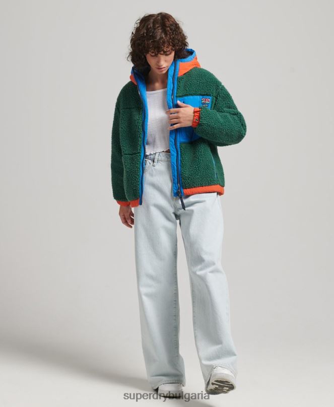 Superdry облекло N00H5658 зелено Жени яке шерпа с качулка
