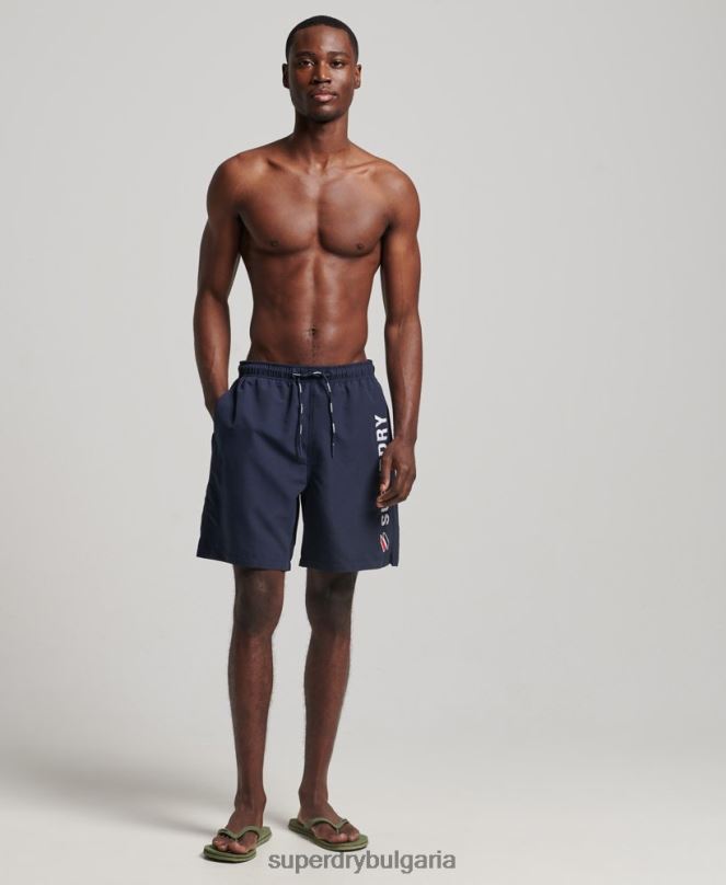 Superdry облекло N00H409 военноморски флот мъже 19-инчови рециклирани бански шорти с апликация