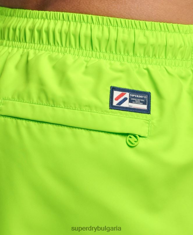 Superdry облекло N00H416 зелено мъже 19-инчови рециклирани бански шорти с апликация