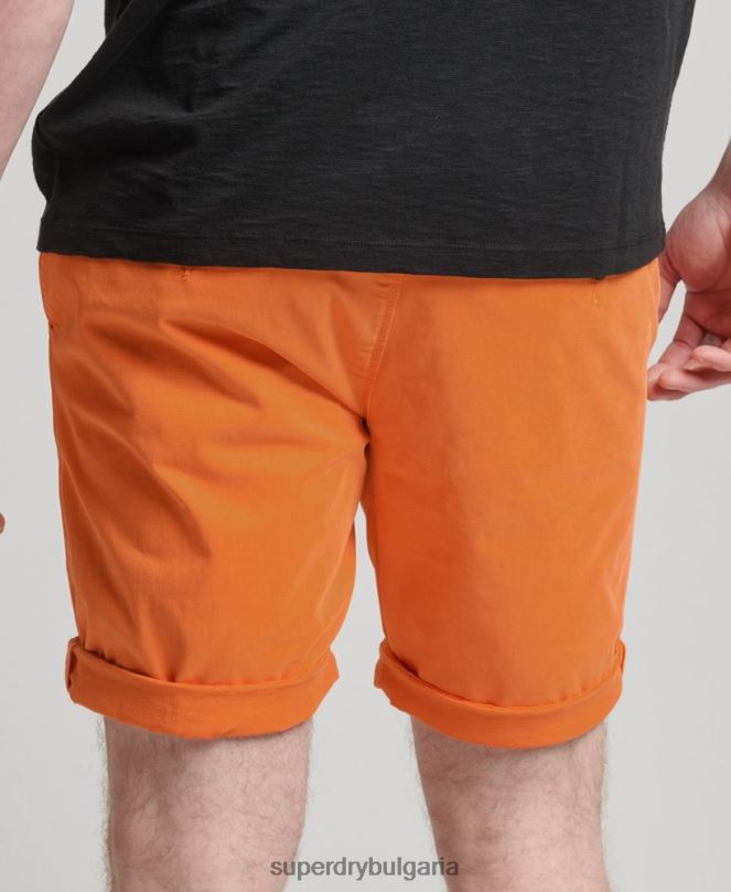Superdry облекло N00H6475 оранжево мъже къси чино панталони от органичен памук