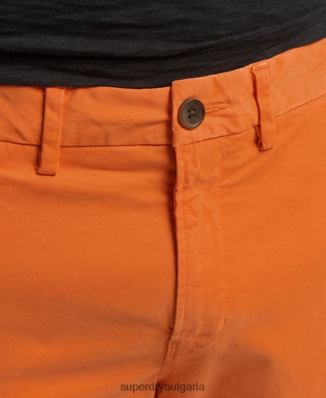 Superdry облекло N00H6475 оранжево мъже къси чино панталони от органичен памук