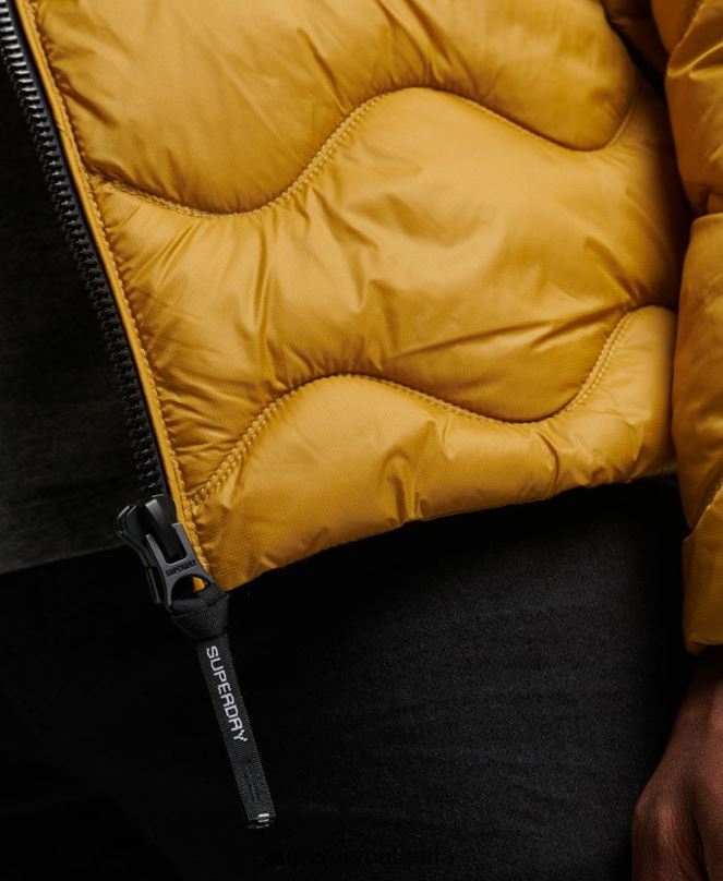 Superdry облекло N00H1003 жълто мъже леко подплатено палто с качулка