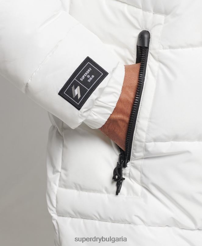 Superdry облекло N00H4522 бяло мъже палто с парагади с качулка и лого