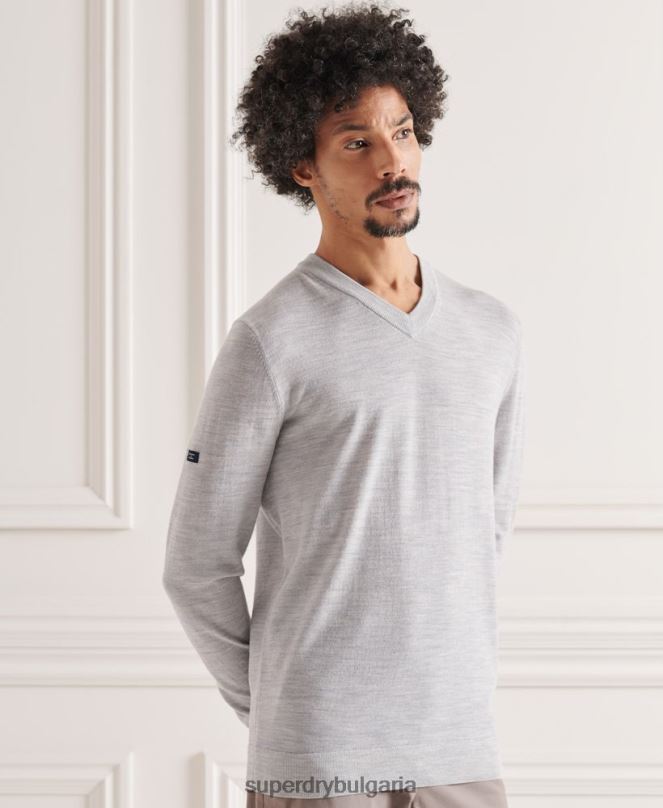 Superdry облекло N00H1319 сиво мъже мериносов пуловер с v-образно деколте