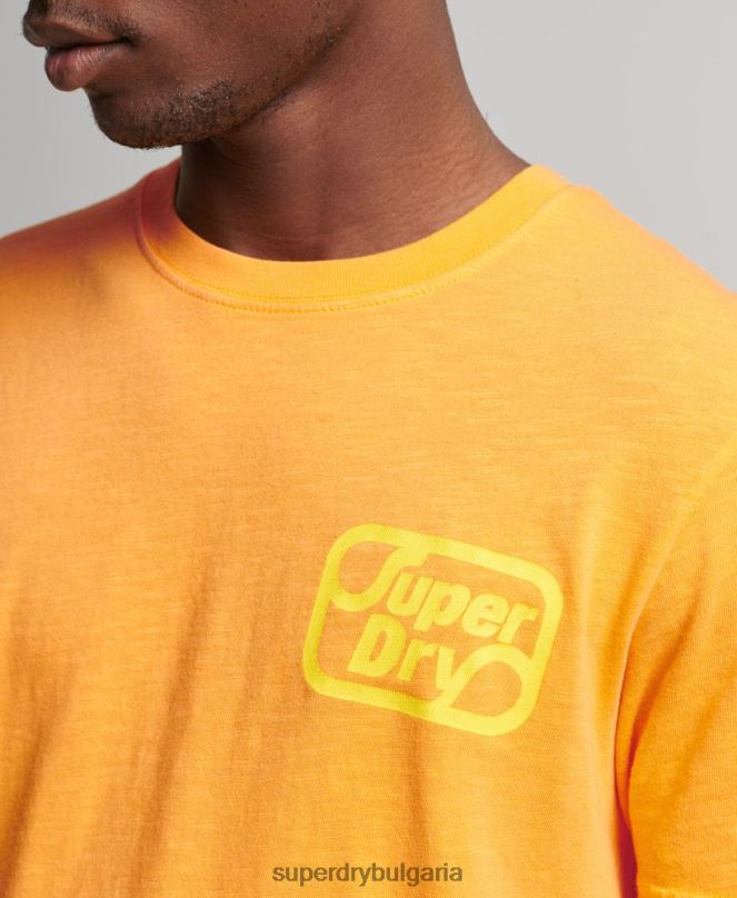 Superdry облекло N00H4796 оранжево мъже ретро марка неонова тениска