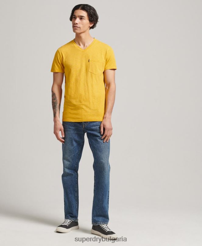 Superdry облекло N00H4801 жълто мъже тениска с джоб с v-образно деколте и органичен памук