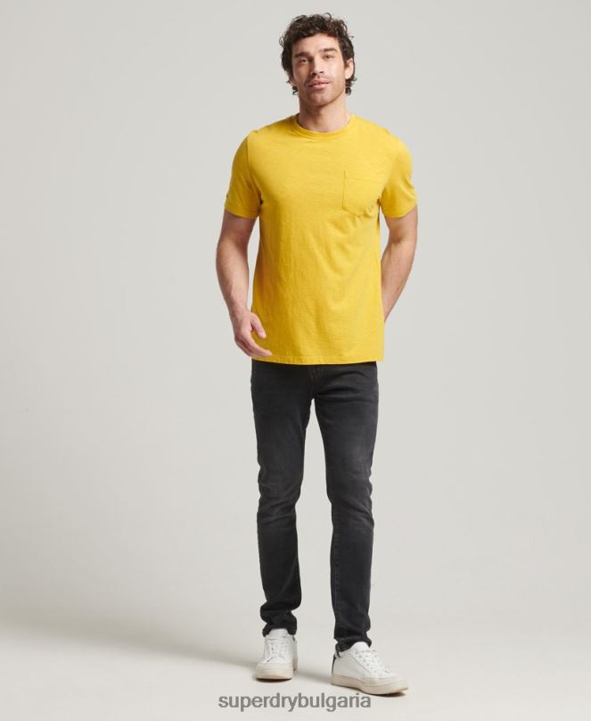 Superdry облекло N00H4817 жълто мъже органична памучна тениска с кръгло деколте и джоб