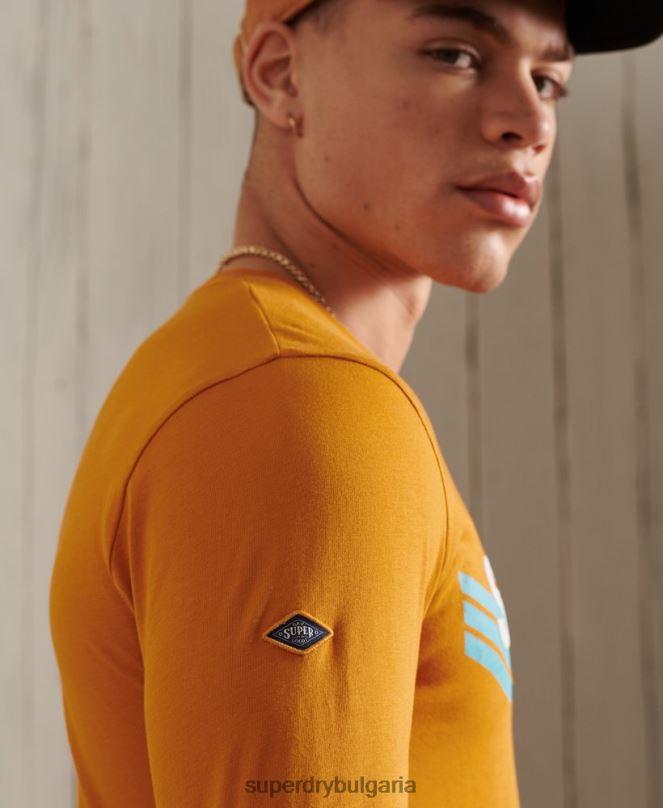 Superdry облекло N00H6444 злато мъже топ с дълъг ръкав cali с лого на ядрото