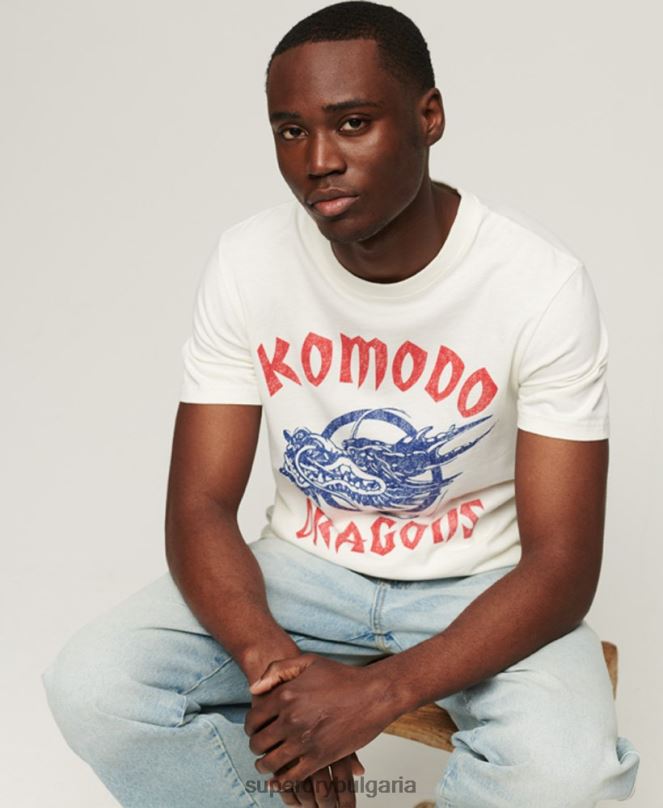 Superdry x Komodo облекло N00H43 сметана мъже класическа тениска с дракон
