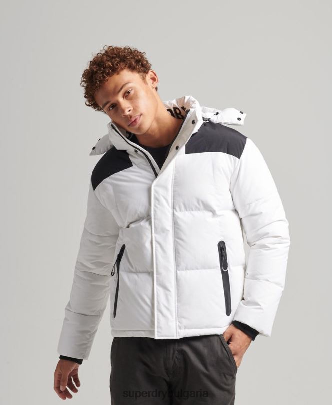 Superdry облекло N00H1054 бяло мъже пухено яке с юрган с качулка