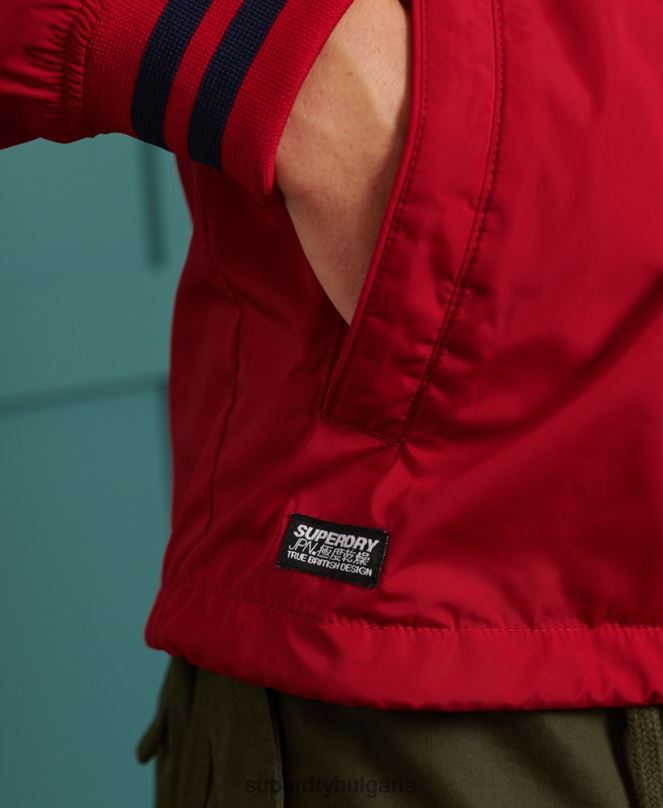 Superdry облекло N00H1200 червен мъже бейзболно треньорско яке с качулка