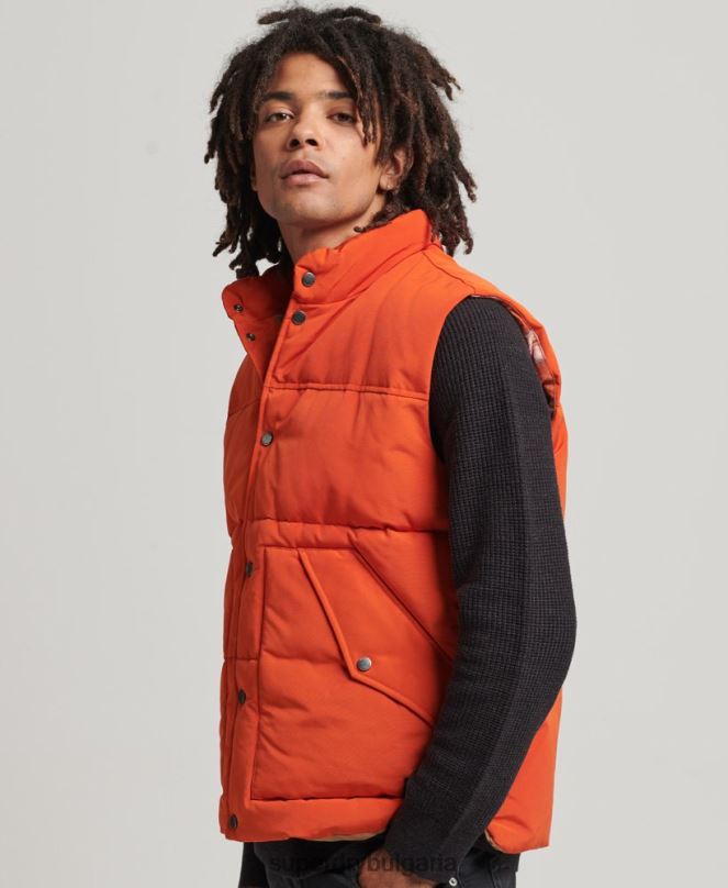 Superdry облекло N00H4439 оранжево мъже ретро планинска жилетка