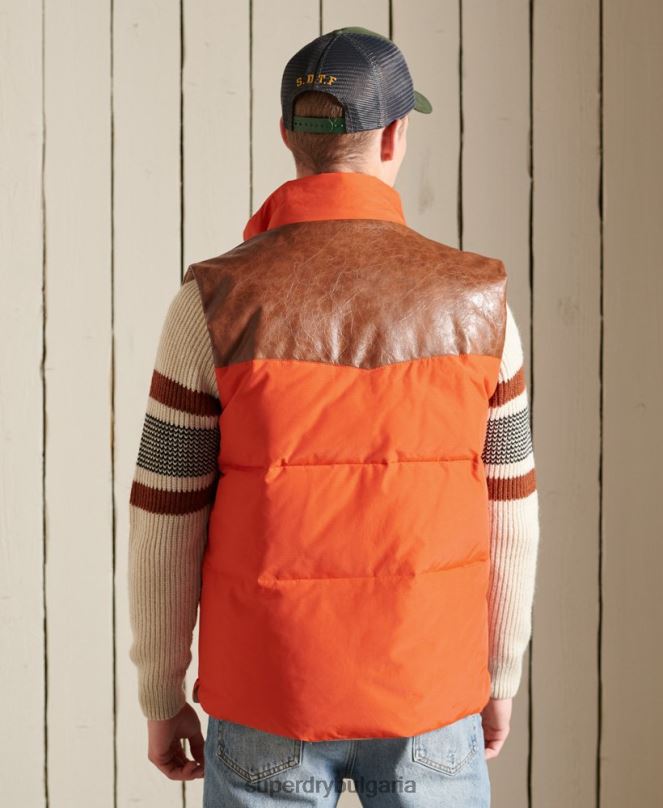 Superdry облекло N00H4505 оранжево мъже жилетка от смесена планинска кожа
