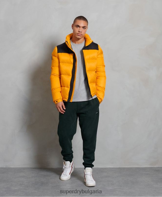Superdry облекло N00H4507 жълто мъже пухено яке със спортен код