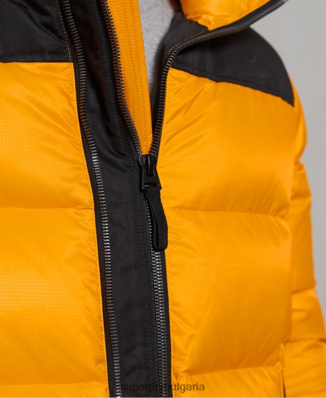 Superdry облекло N00H4507 жълто мъже пухено яке със спортен код